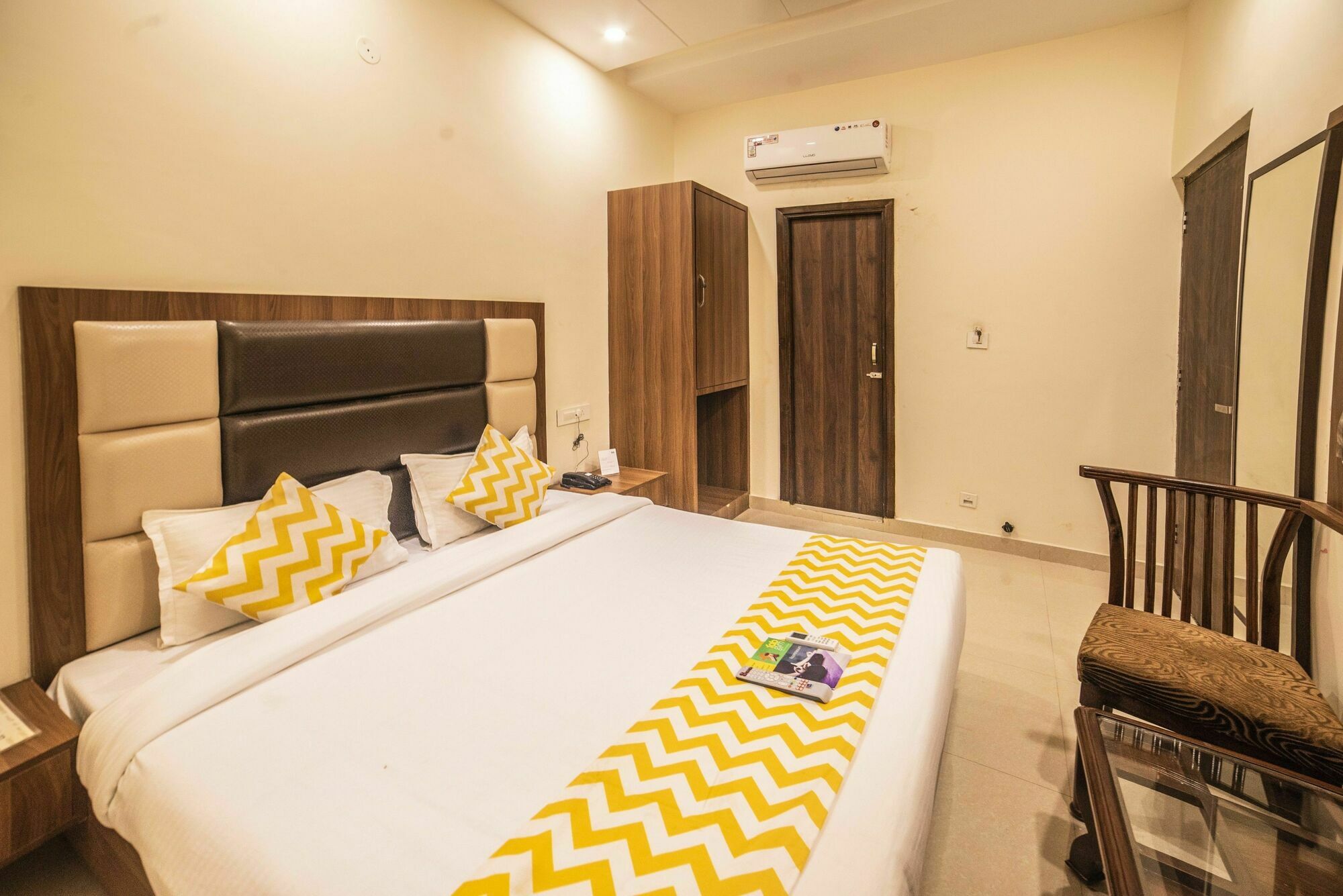 FabHotel Royal Villa Hussainpura Chowk Amritsar Esterno foto
